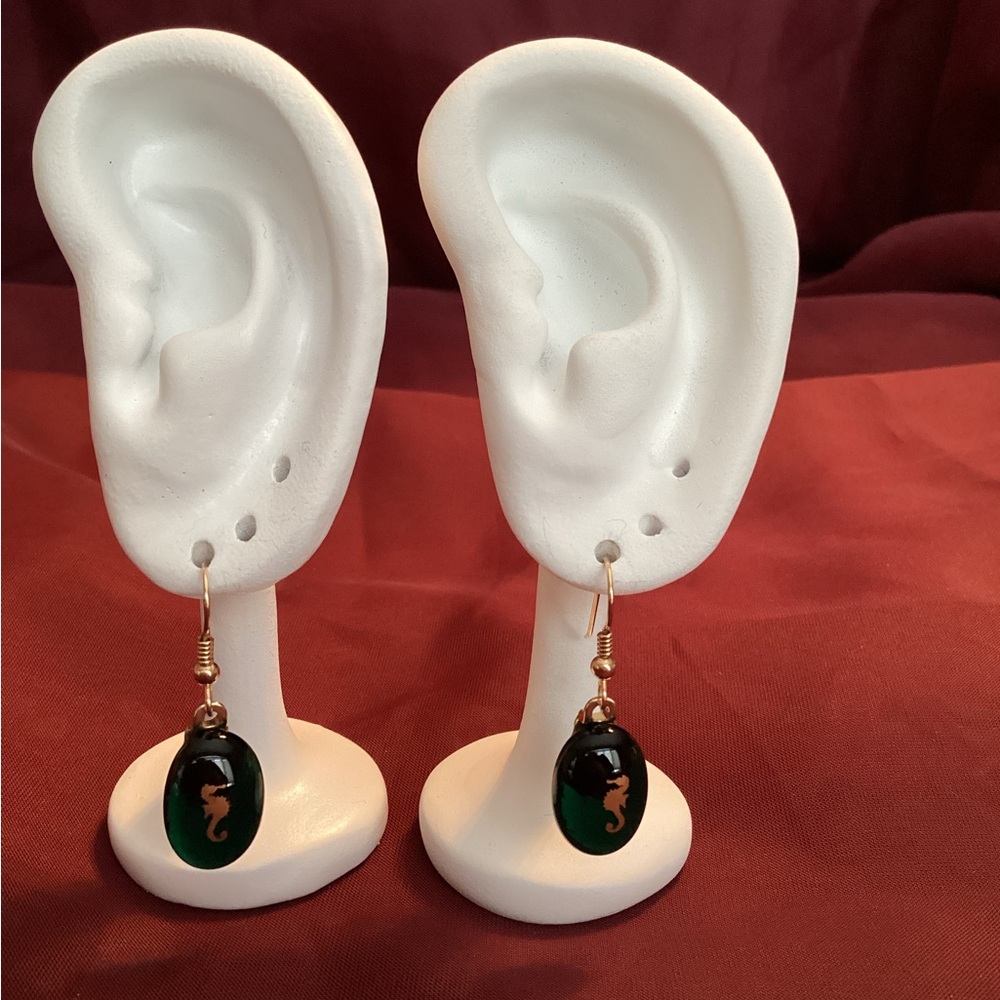 Beautiful Green Stone Earrings & Matching Pendant